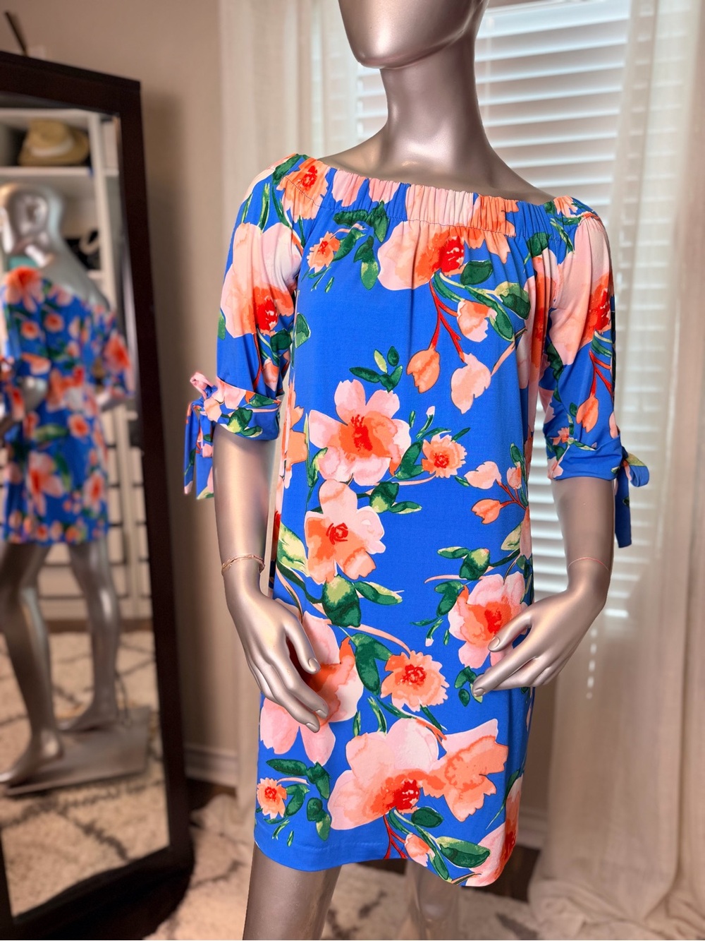 Vince Camuto Floral Off Shoulder Shift Dress Blue Pink Orange Tie Sleeves Size 4